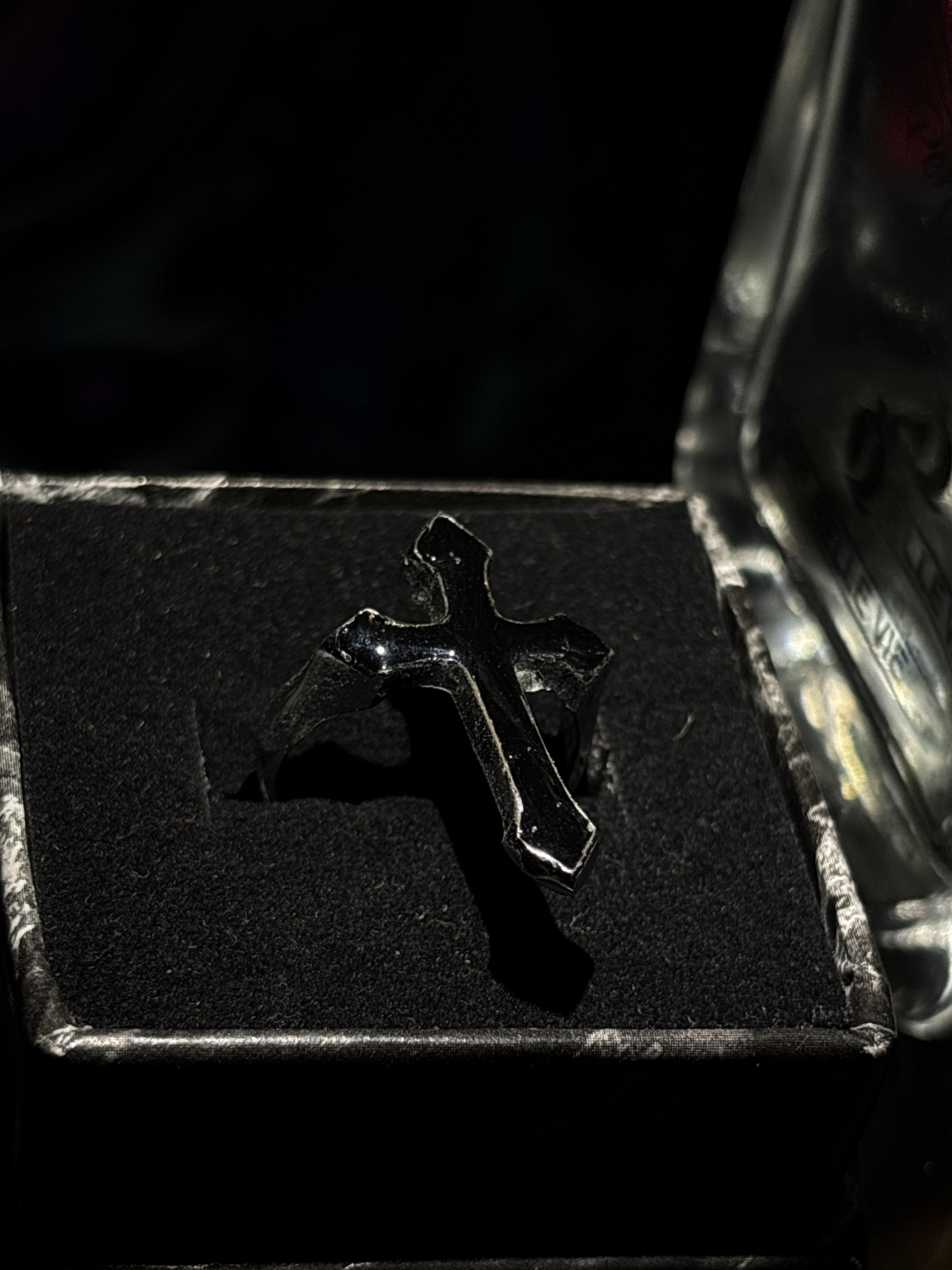 انگشتر صلیب کروم هارتز مشکی | Chrome Hearts Cross Ring 🖤
