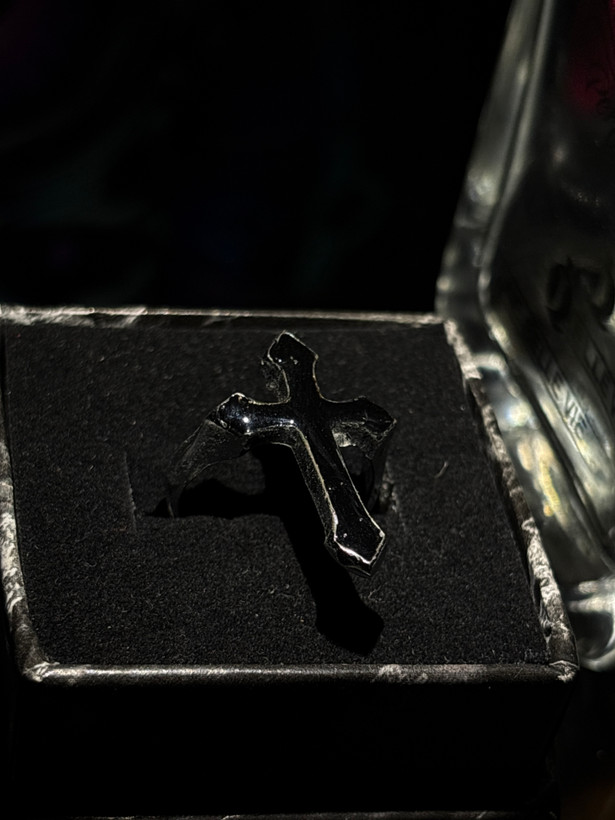 انگشتر صلیب کروم هارتز مشکی | Chrome Hearts Cross Ring 🖤