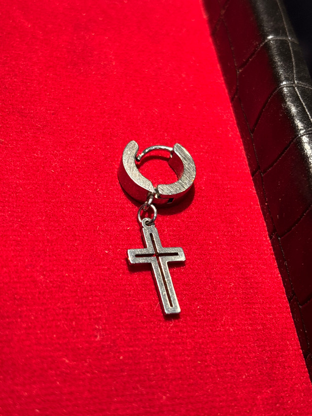 پیرسینگ گوش صلیب سیلور آویز | Silver Cross Drop Earring ✝️