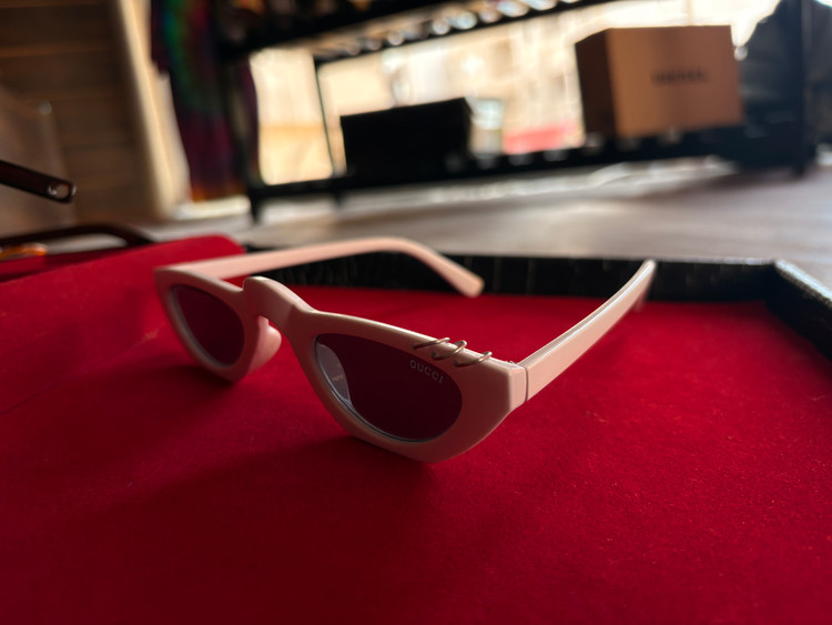 عینک سفید گوچی پیرسینگدار | White Gucci Style Piercing Glasses ✨