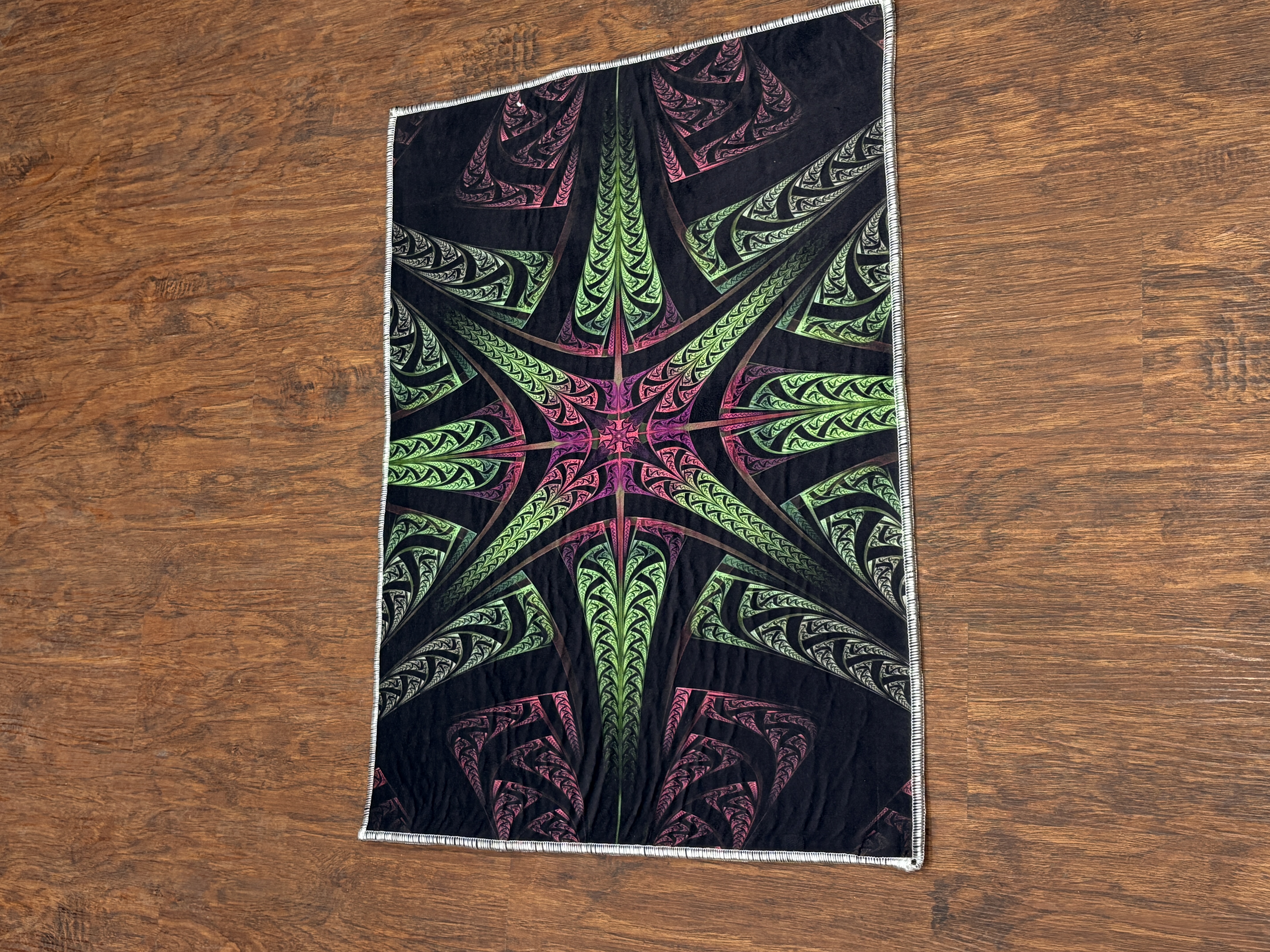 پادری سه‌بعدی بلک لایت اسیدی | Acid 3D Blacklight Door Mat